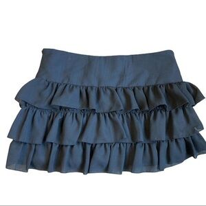 Cleveland Street New York size 7 black ruffled mini  skirt, silky lining